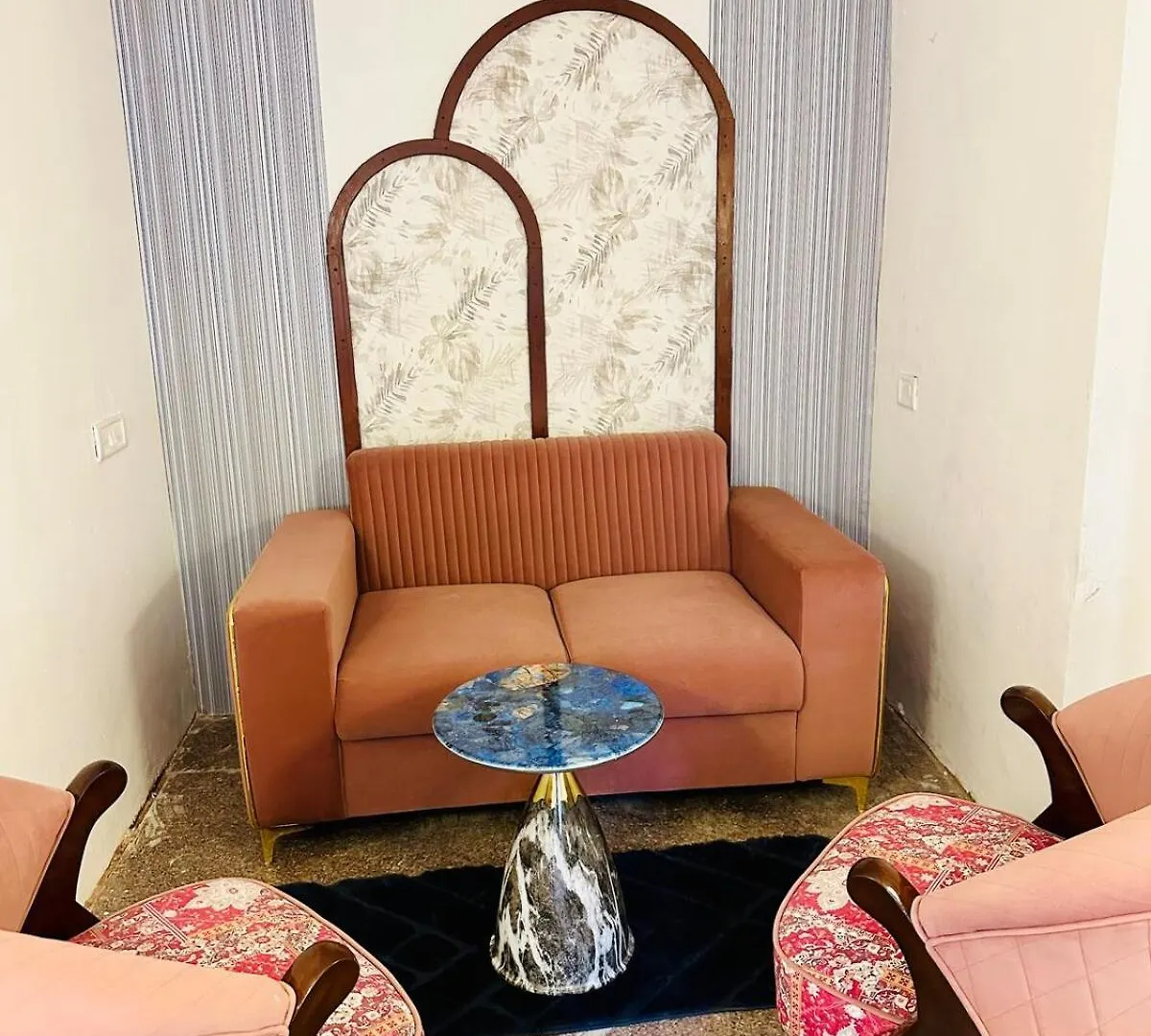 Kamaree-7Bhk Apartment Varanasi