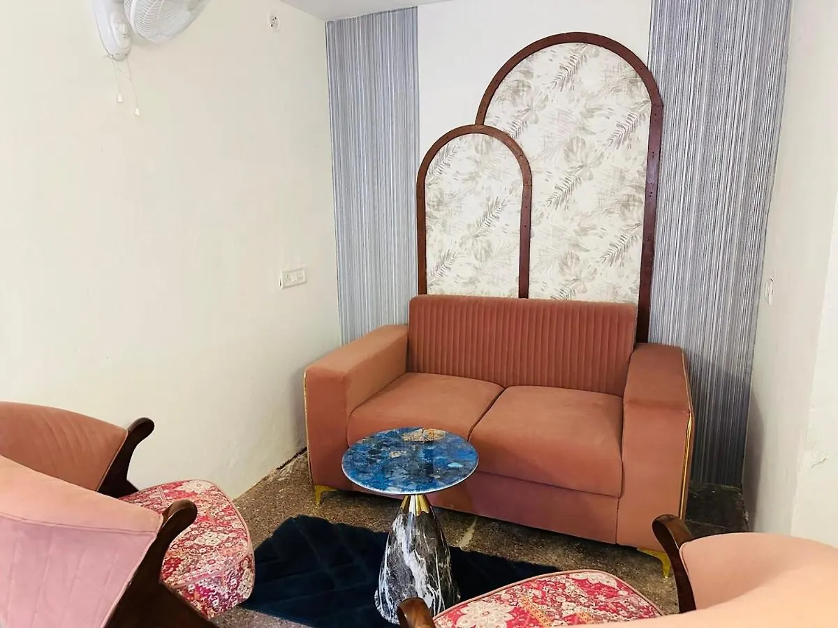 Kamaree-7Bhk Apartment Varanasi